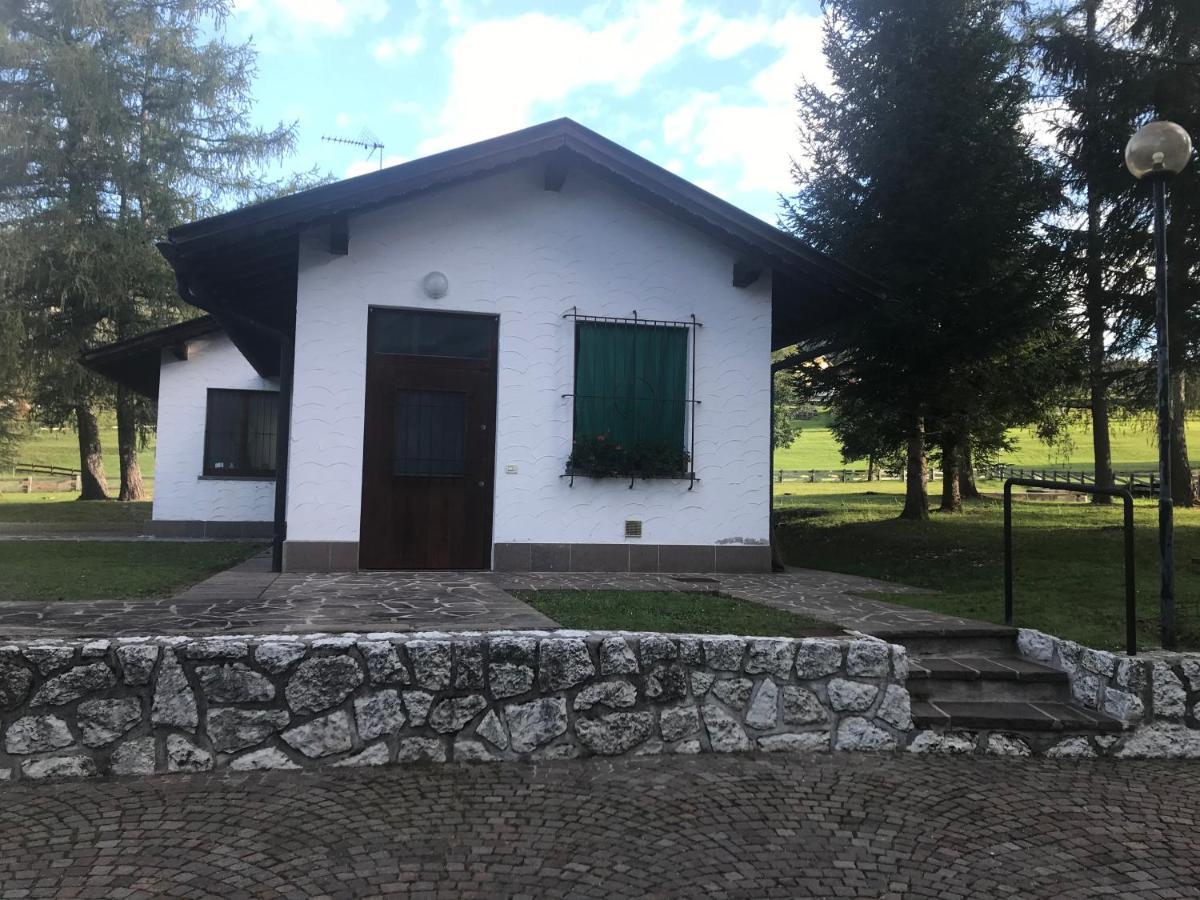 Casa Santa Maria Hotel Folgaria Exterior photo