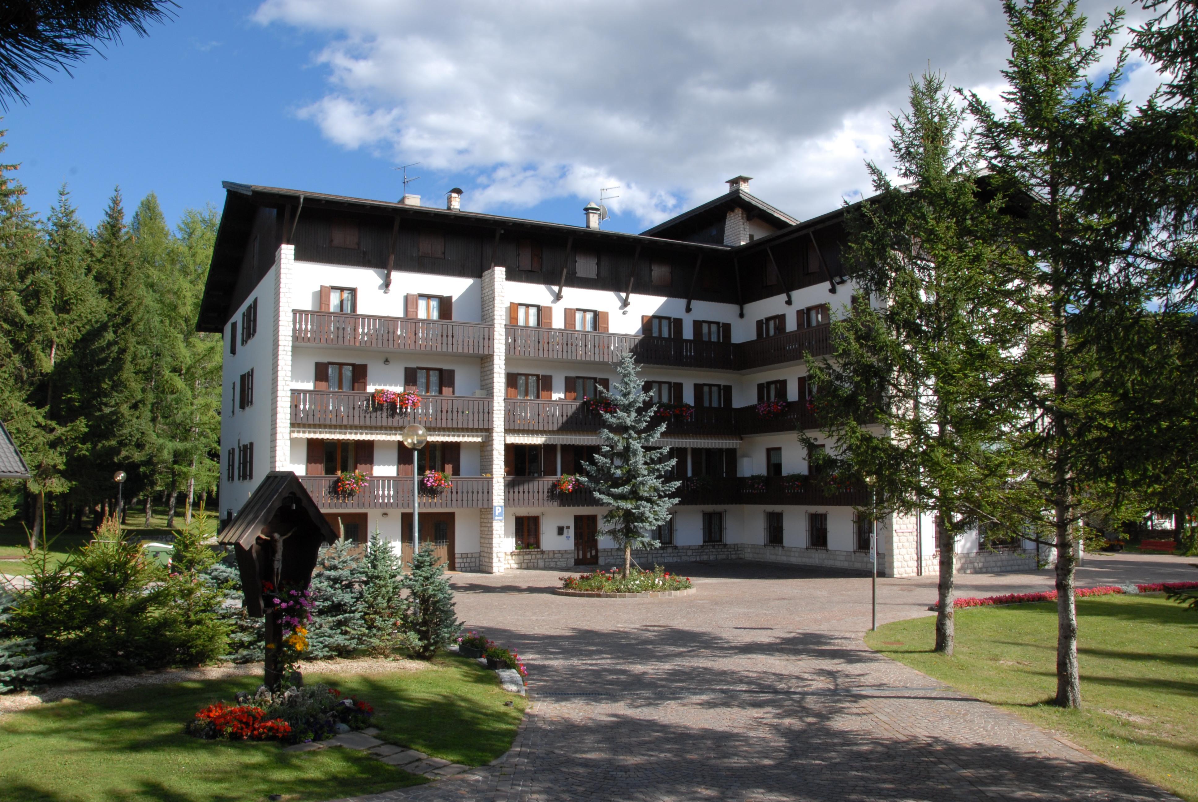 Casa Santa Maria Hotel Folgaria Exterior photo